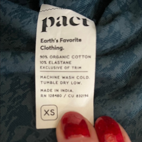 Pact Cropped Racerbacks - Picture 7 of 7